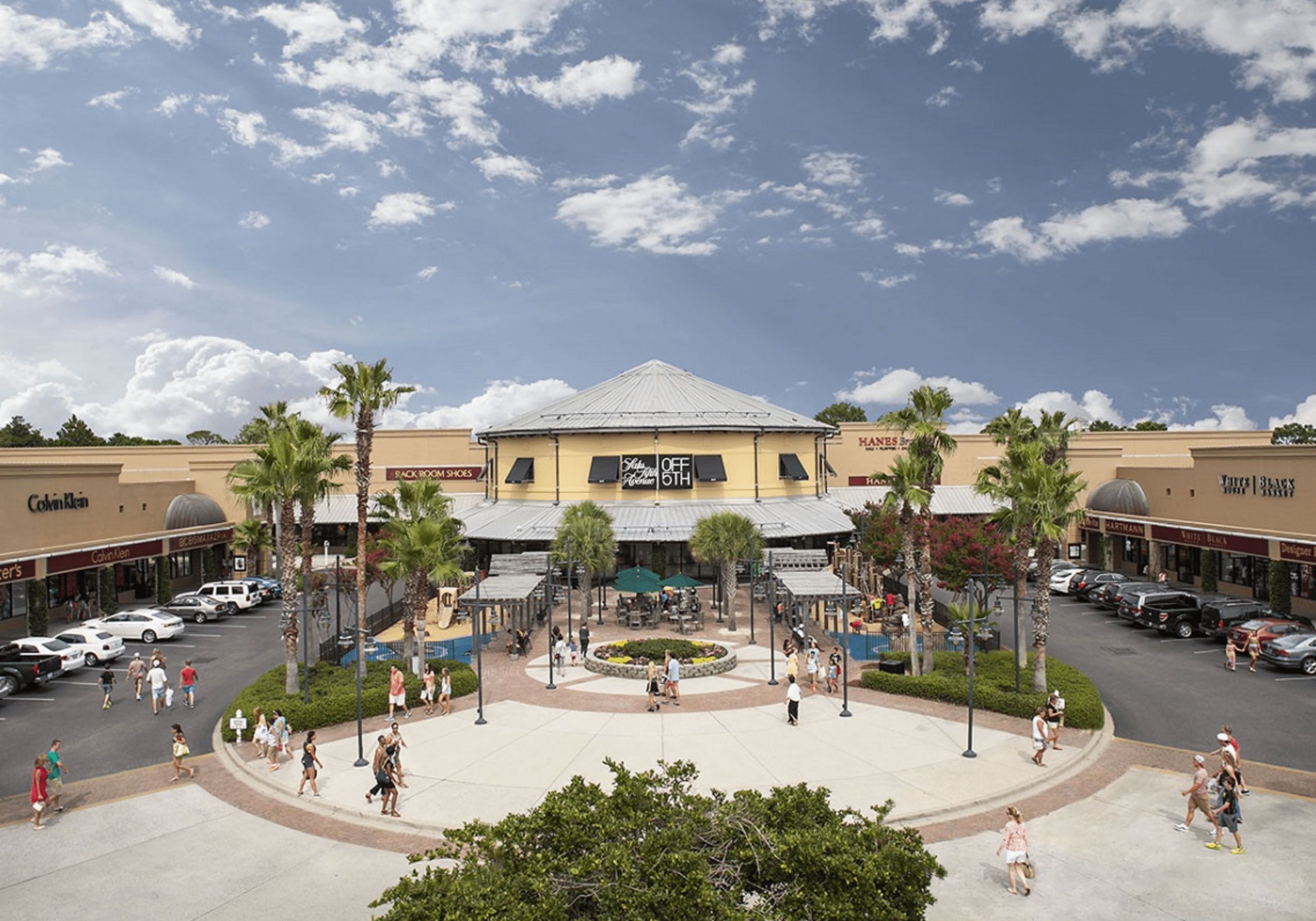 Silver Sands Premium Outlets shopping center in Destin Florida